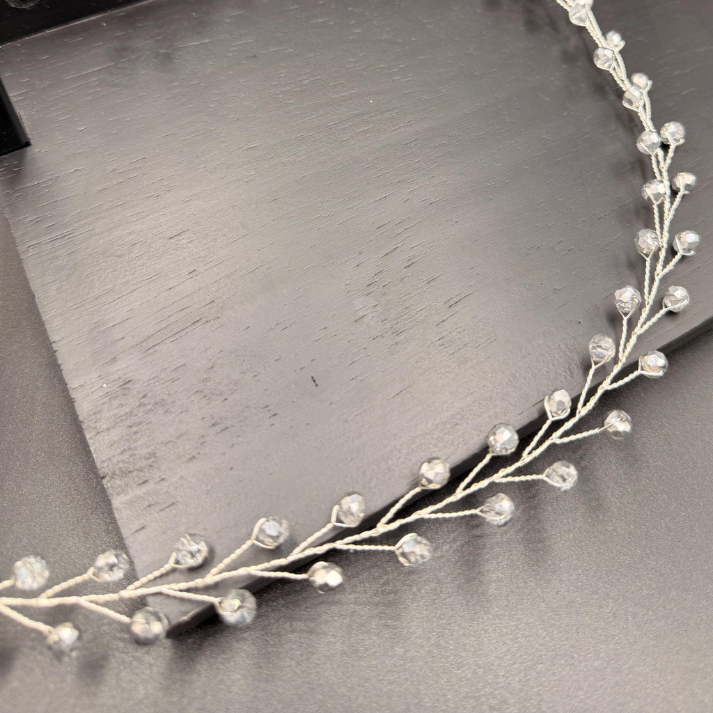 Bicolor Kristall Haarranke in Silber für Bräute - AVYRAA BRIDAL