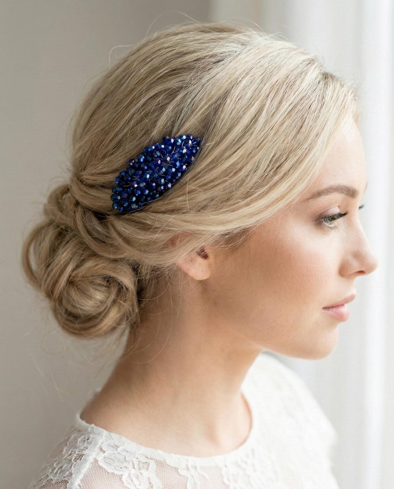 Braut Haarkamm Blau Iris Kristall Steckkamm Haarschmuck - AVYRAA BRIDAL