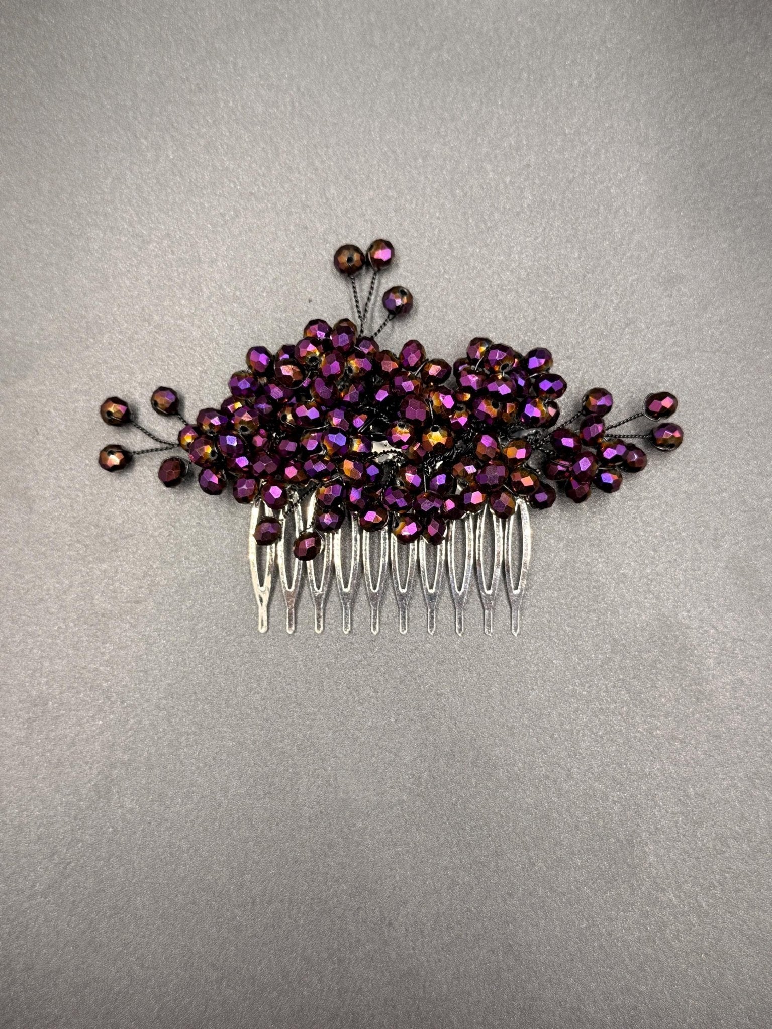 Braut Haarkamm in schimmerndem Violett - Bronze aus facettierten Kristallen handgefertigt ca. 10 cm - AVYRAA BRIDAL