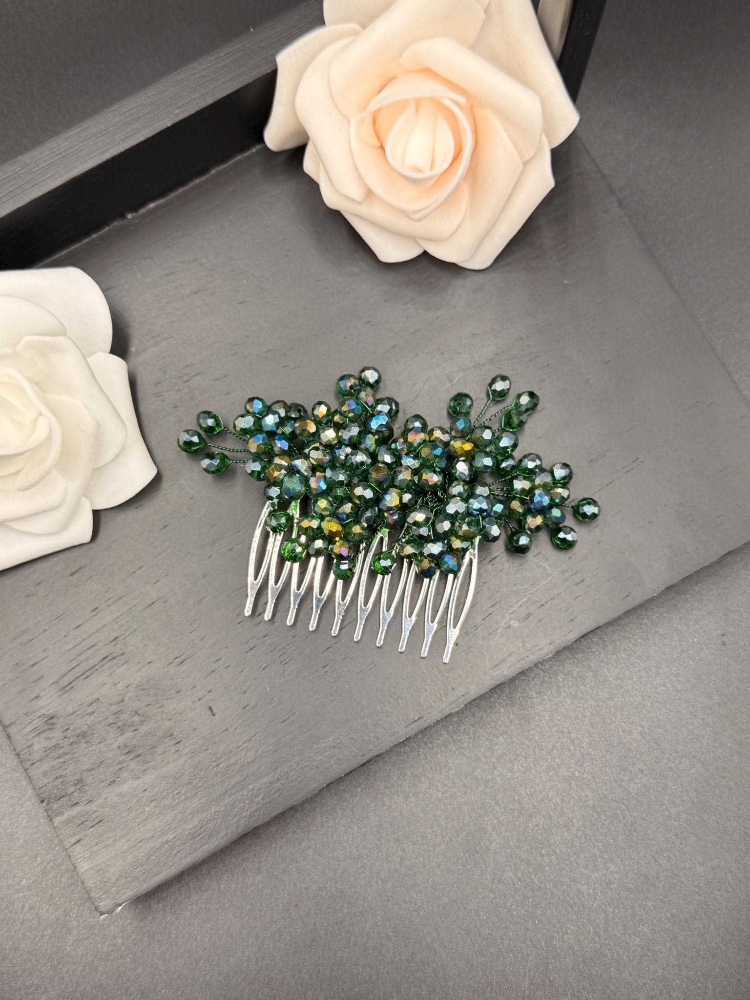 Braut Haarkamm mit facettierten Kristallen handgefertigt elegant ca. 10 cm - AVYRAA BRIDAL