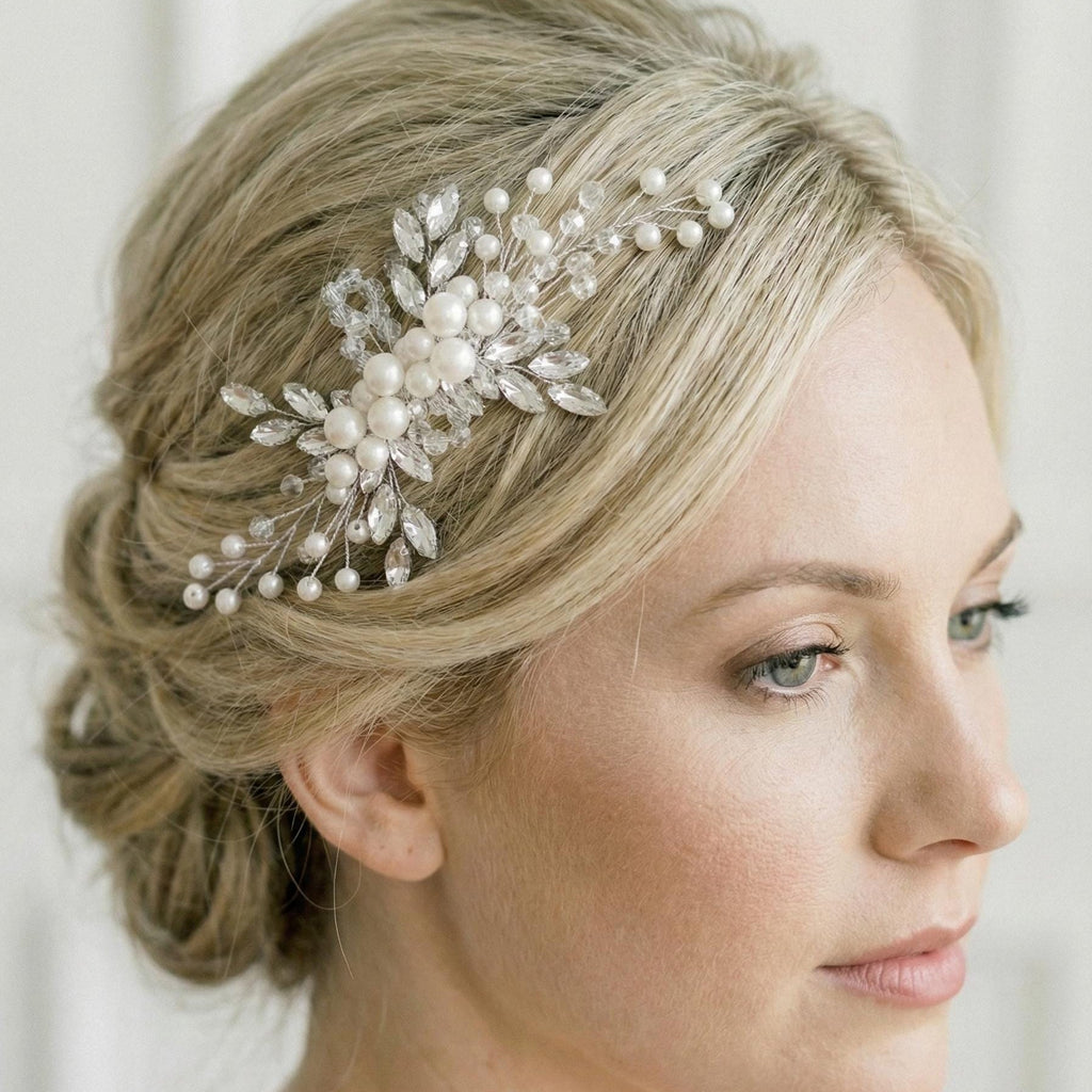 Braut Haarkamm mit Kristallen und Perlen 16 cm - AVYRAA BRIDAL