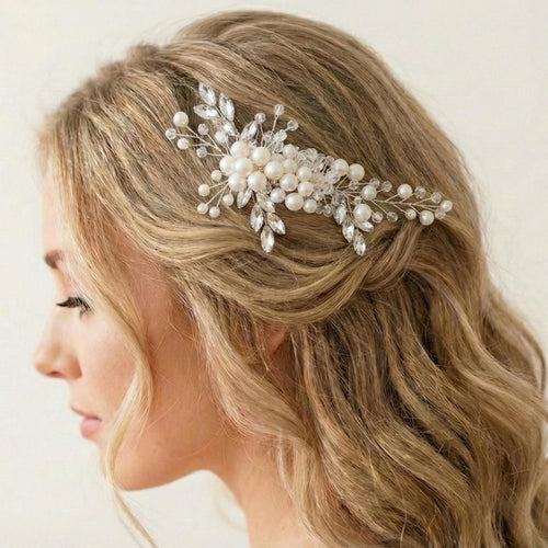 Braut Haarkamm mit Perlen und klaren Kristallen - AVYRAA BRIDAL