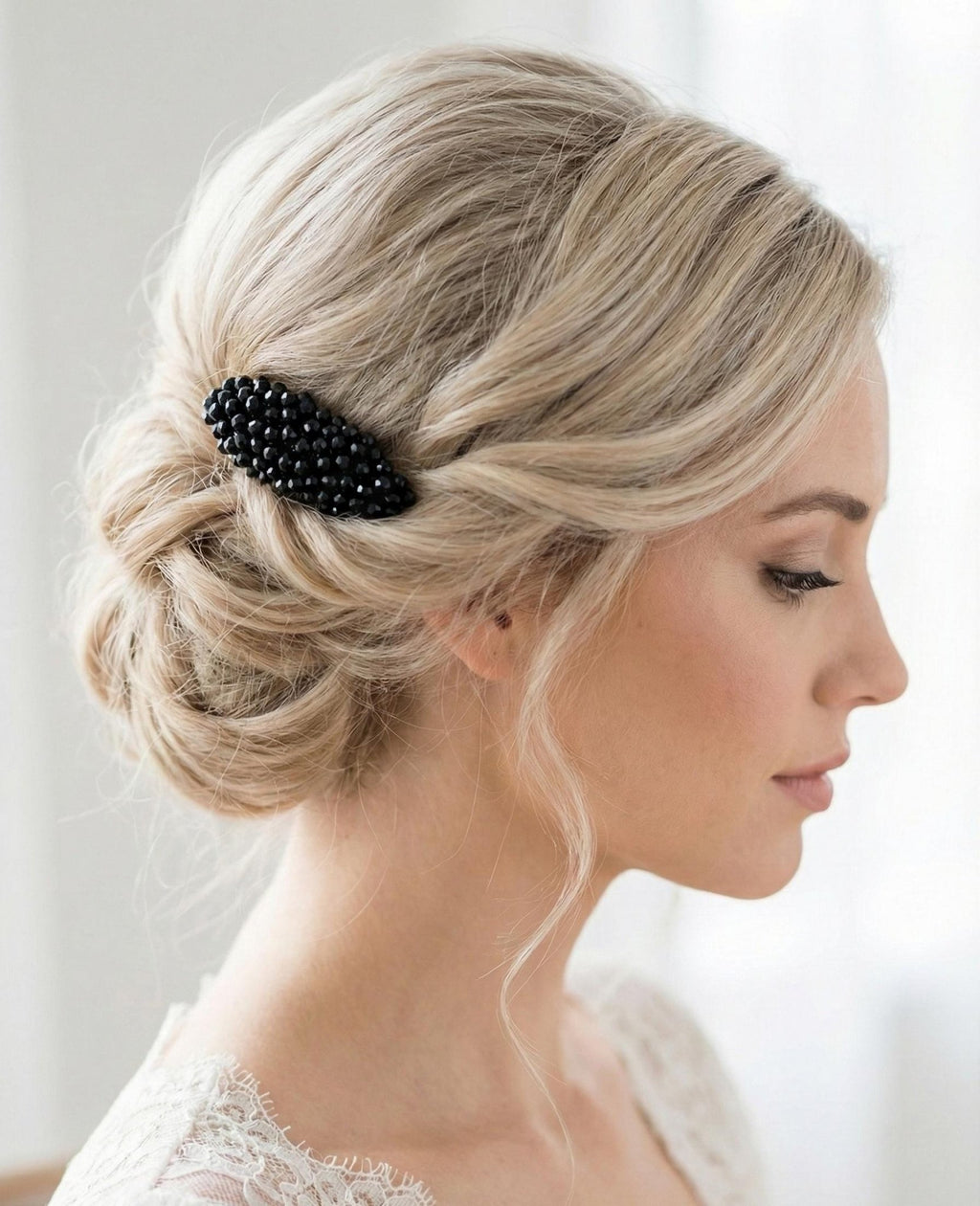 Braut Haarkamm Schwarz Kristall Strass Draht Haarschmuck - AVYRAA BRIDAL