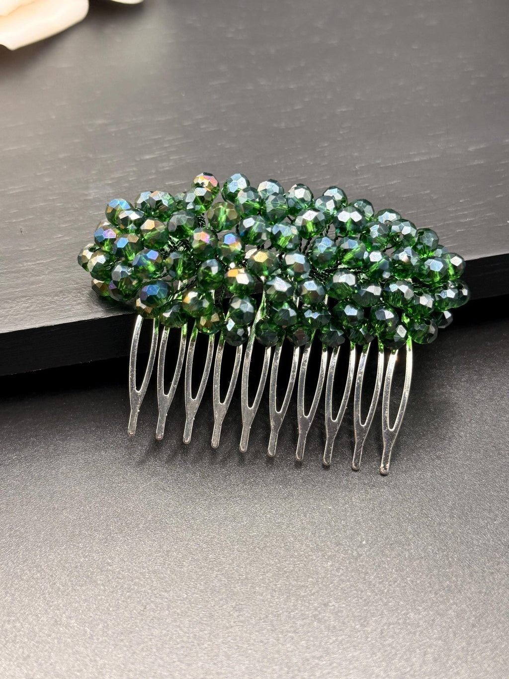 Braut Haarkamm Smaragdgrün Kristall Strass Draht Haarschmuck - AVYRAA BRIDAL