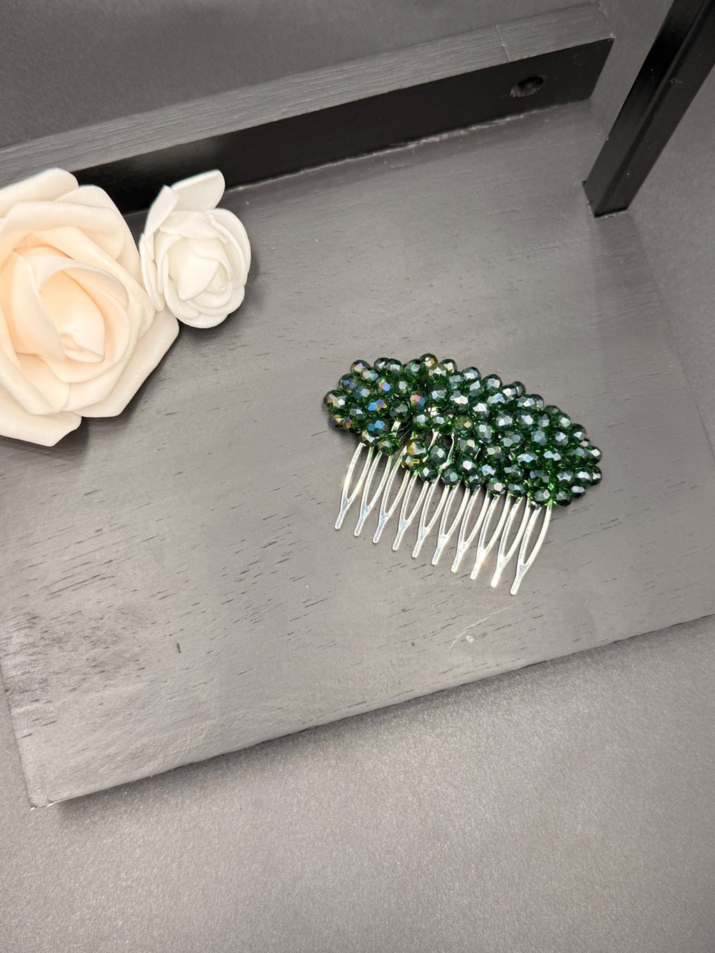 Braut Haarkamm Smaragdgrün Kristall Strass Draht Haarschmuck - AVYRAA BRIDAL