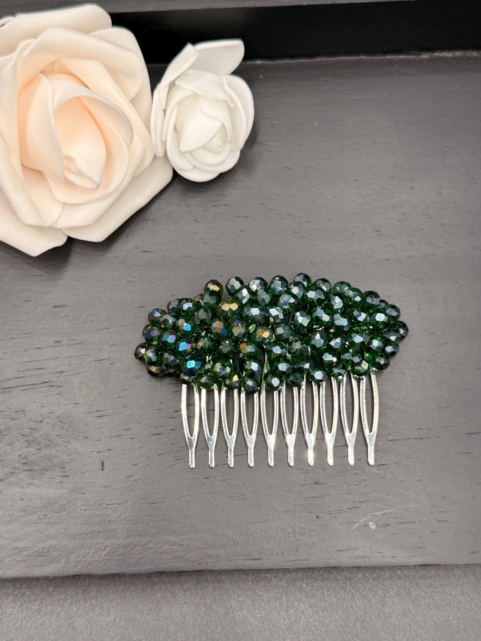 Braut Haarkamm Smaragdgrün Kristall Strass Draht Haarschmuck - AVYRAA BRIDAL