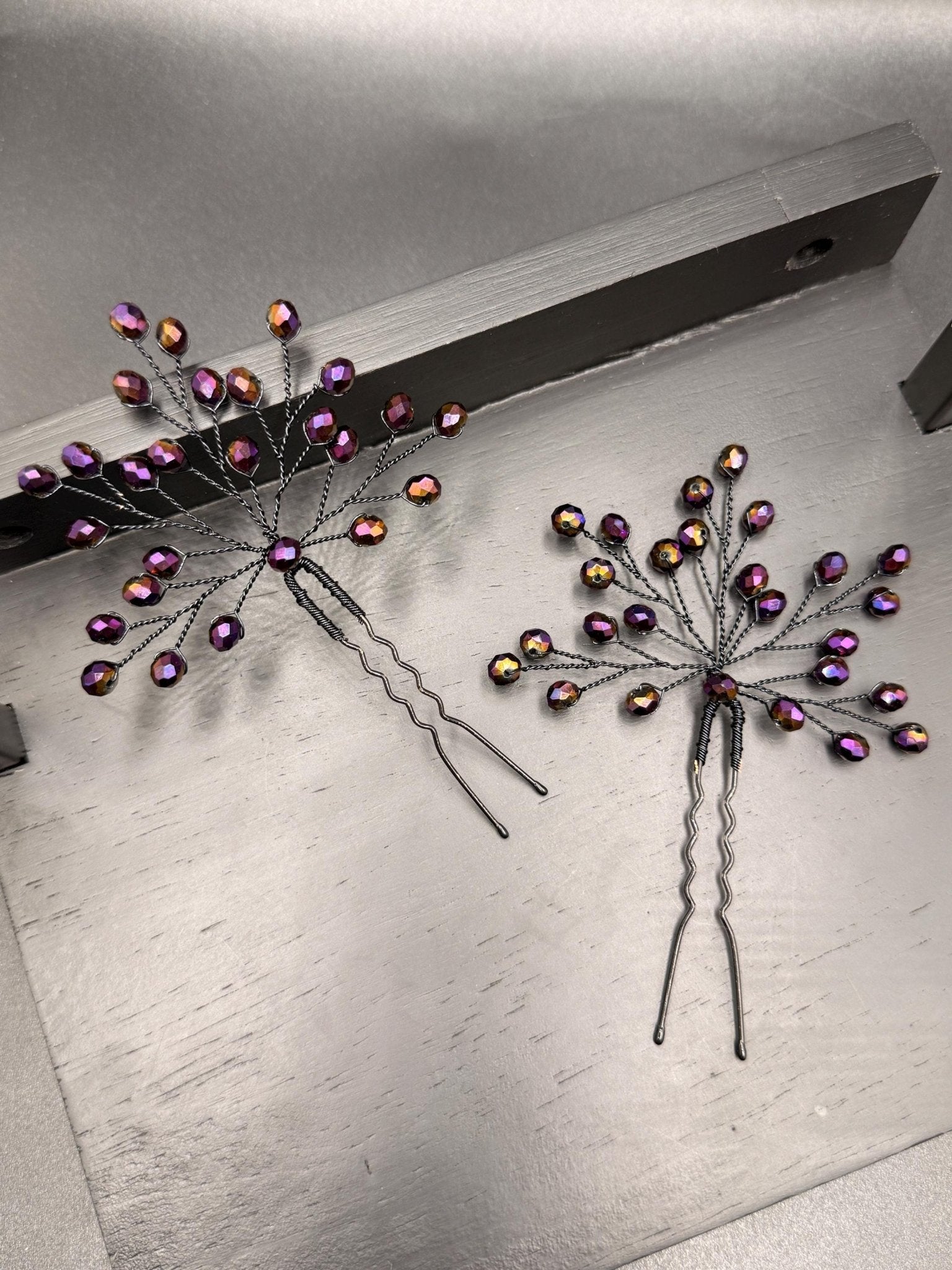 Braut Haarnadel Zweig Dunkelviolett Iris Kristall Draht Haarschmuck - AVYRAA BRIDAL