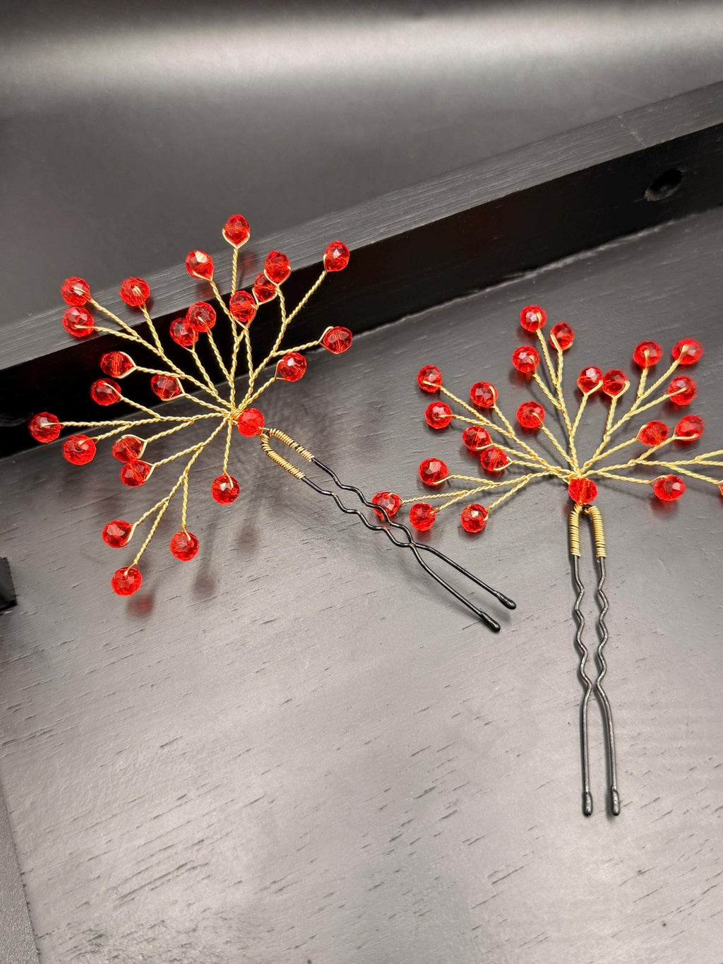 Braut Haarnadeln Rot Kristall Golddraht Rotdraht Strass Haarschmuck - AVYRAA BRIDAL
