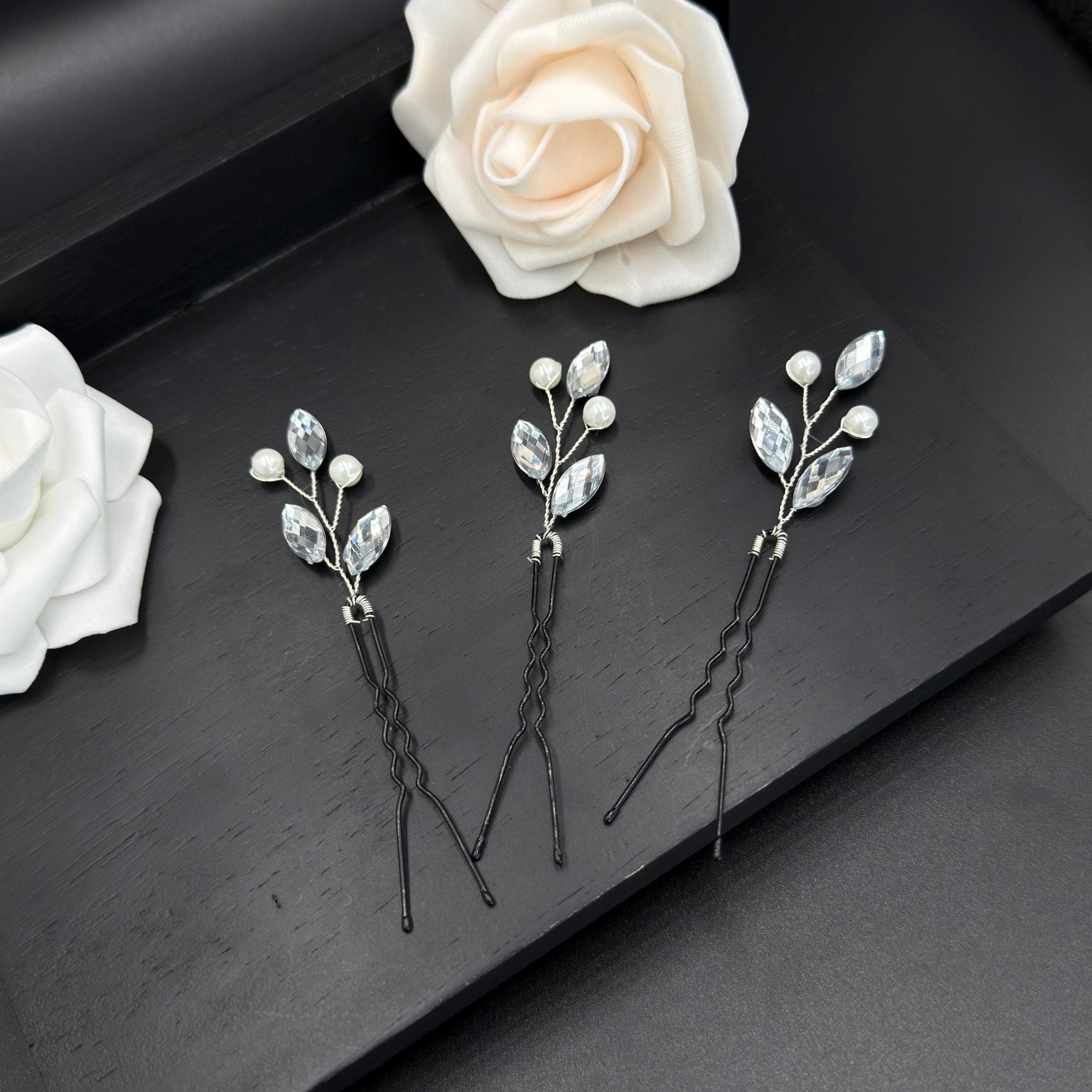 Braut Haarpins mit Perlen und Tropfensteinen - AVYRAA BRIDAL