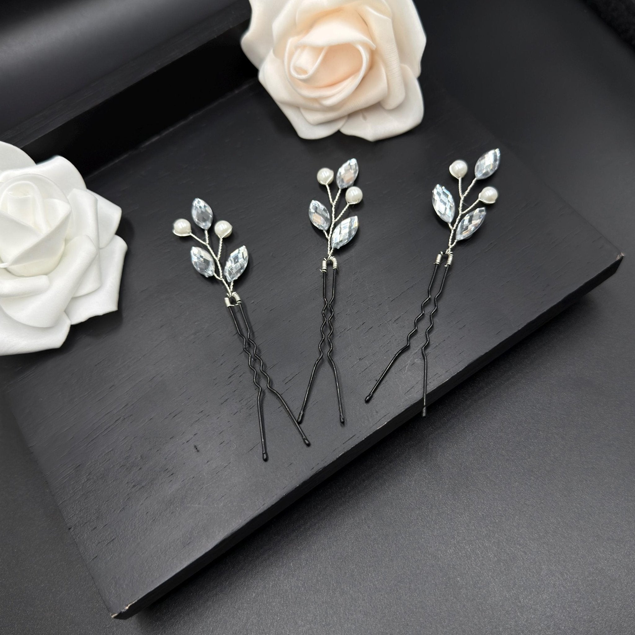 Braut Haarpins mit Perlen und Tropfensteinen - AVYRAA BRIDAL