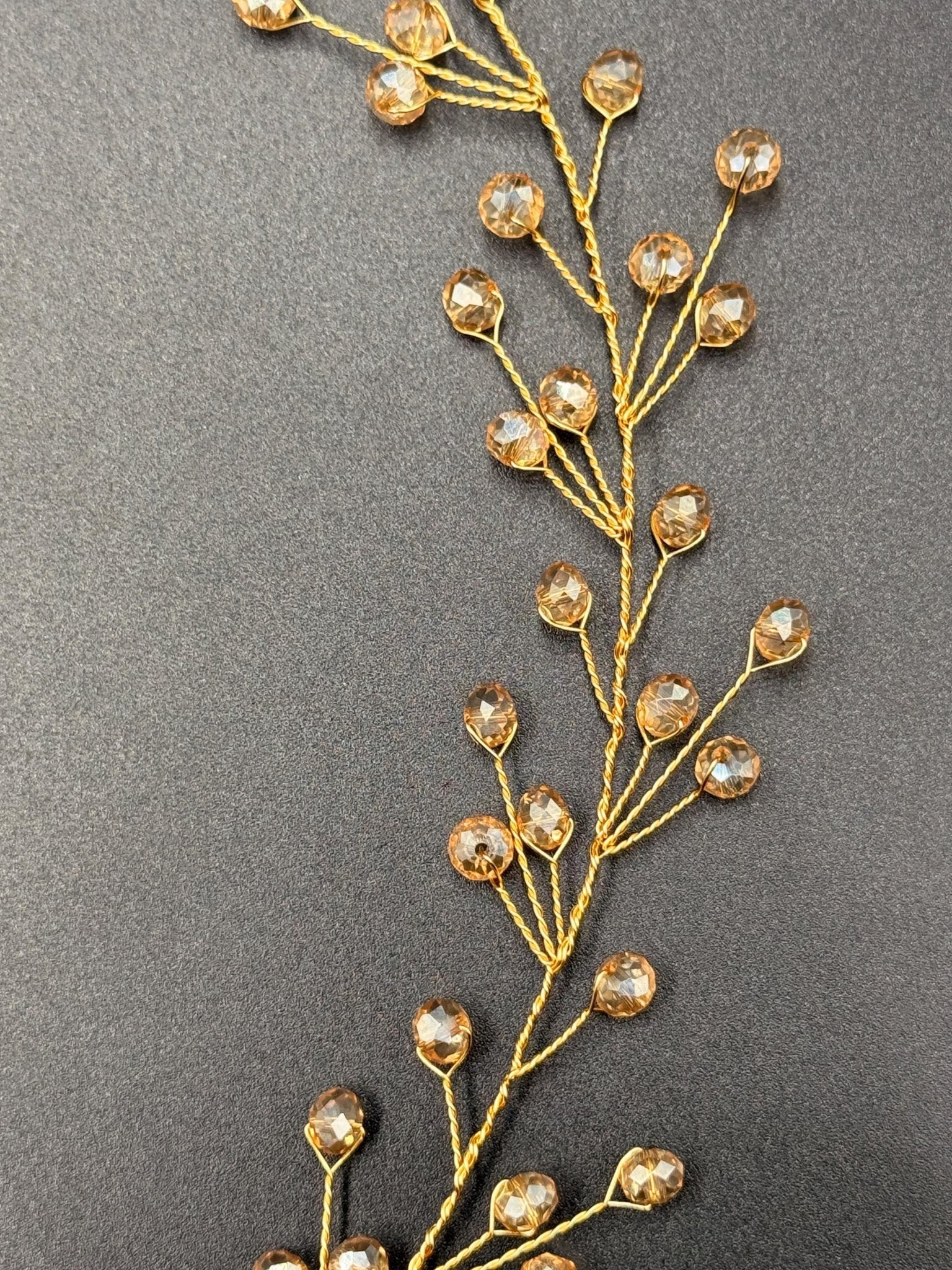 Braut Hair Vine Gold Kristall Glasperlen Flexibel Haarschmuck - AVYRAA BRIDAL