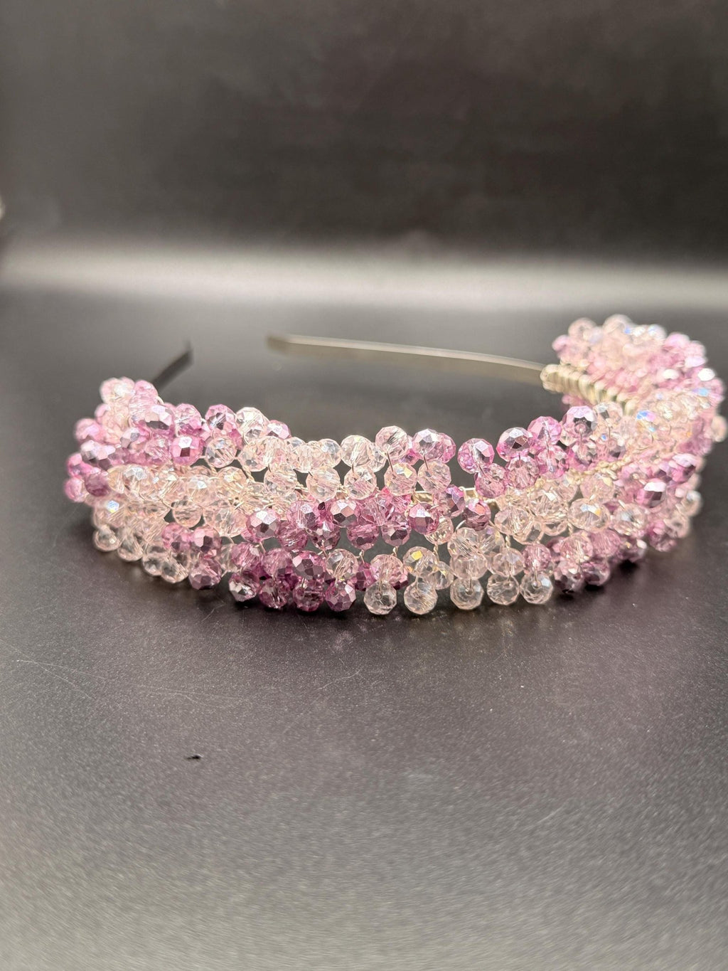 Braut Tiara aus Kristall in Rosa – Handgefertigter Kristall Haarreif für Hochzeit, romantischer Braut Haarschmuck - AVYRAA BRIDAL