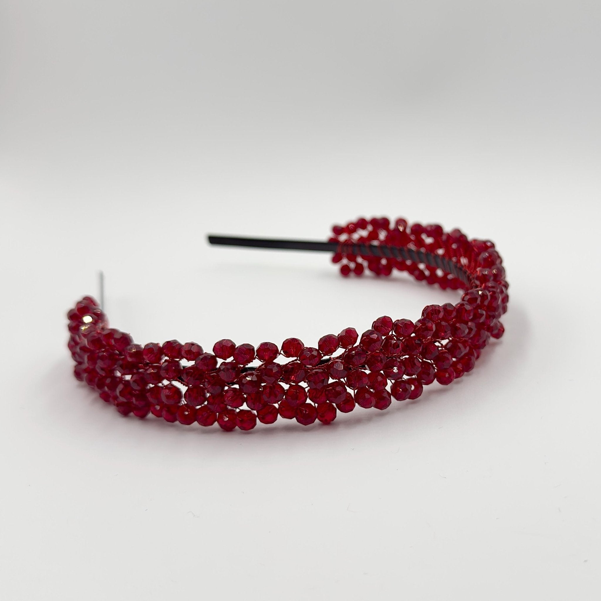 Dunkelrote Kristall Braut Tiara mit feiner Drahtarbeit - AVYRAA BRIDAL