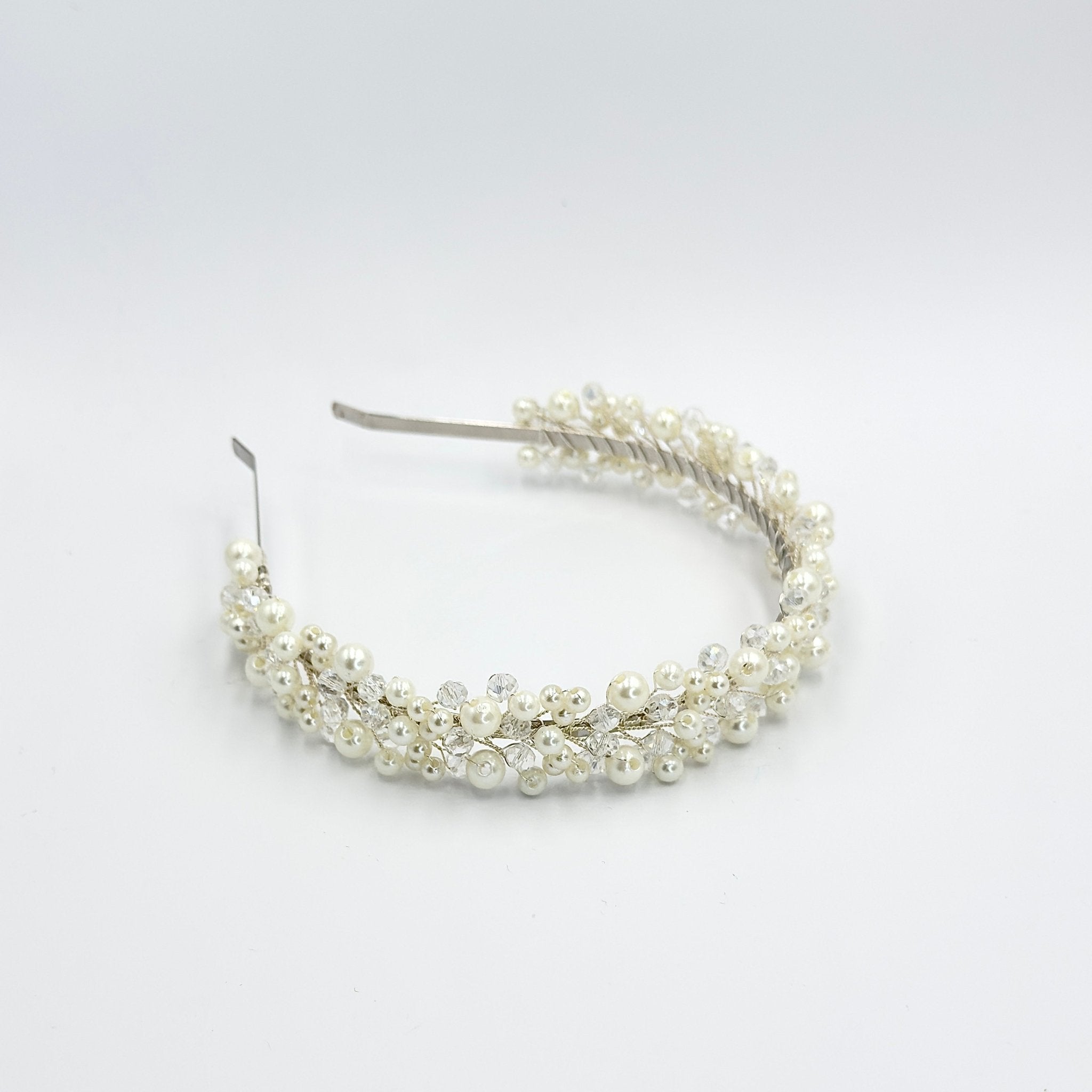 Eleganter Braut Haarreif mit Perlen und Kristallen - AVYRAA BRIDAL