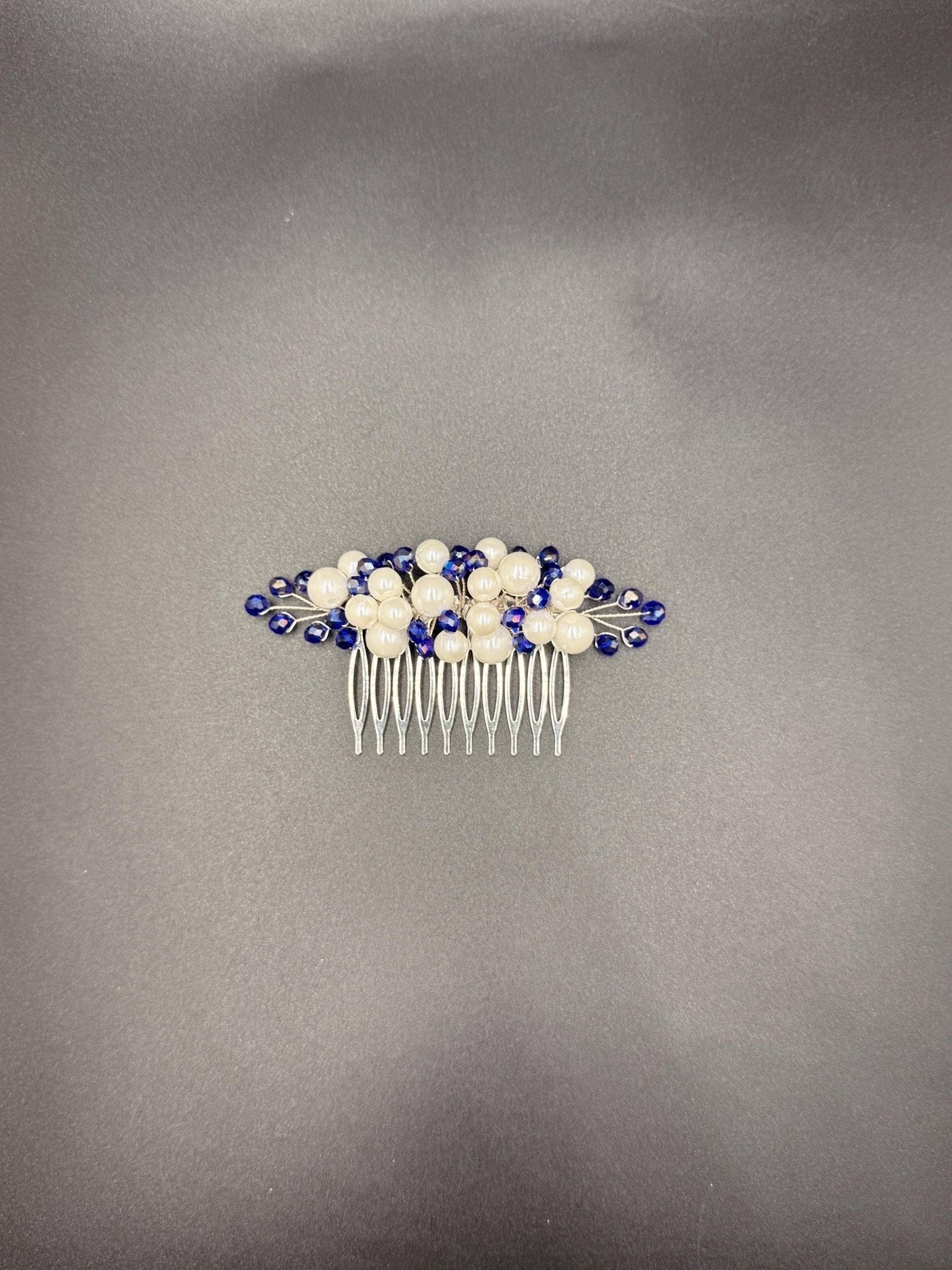 Elfenbein Haarkamm mit Saphirblau Kristallen Silber Braut Accessoire, Elegant Frisur Schmuck Handgefertigter Vintage Kamm für Hochzeit, - AVYRAA BRIDAL
