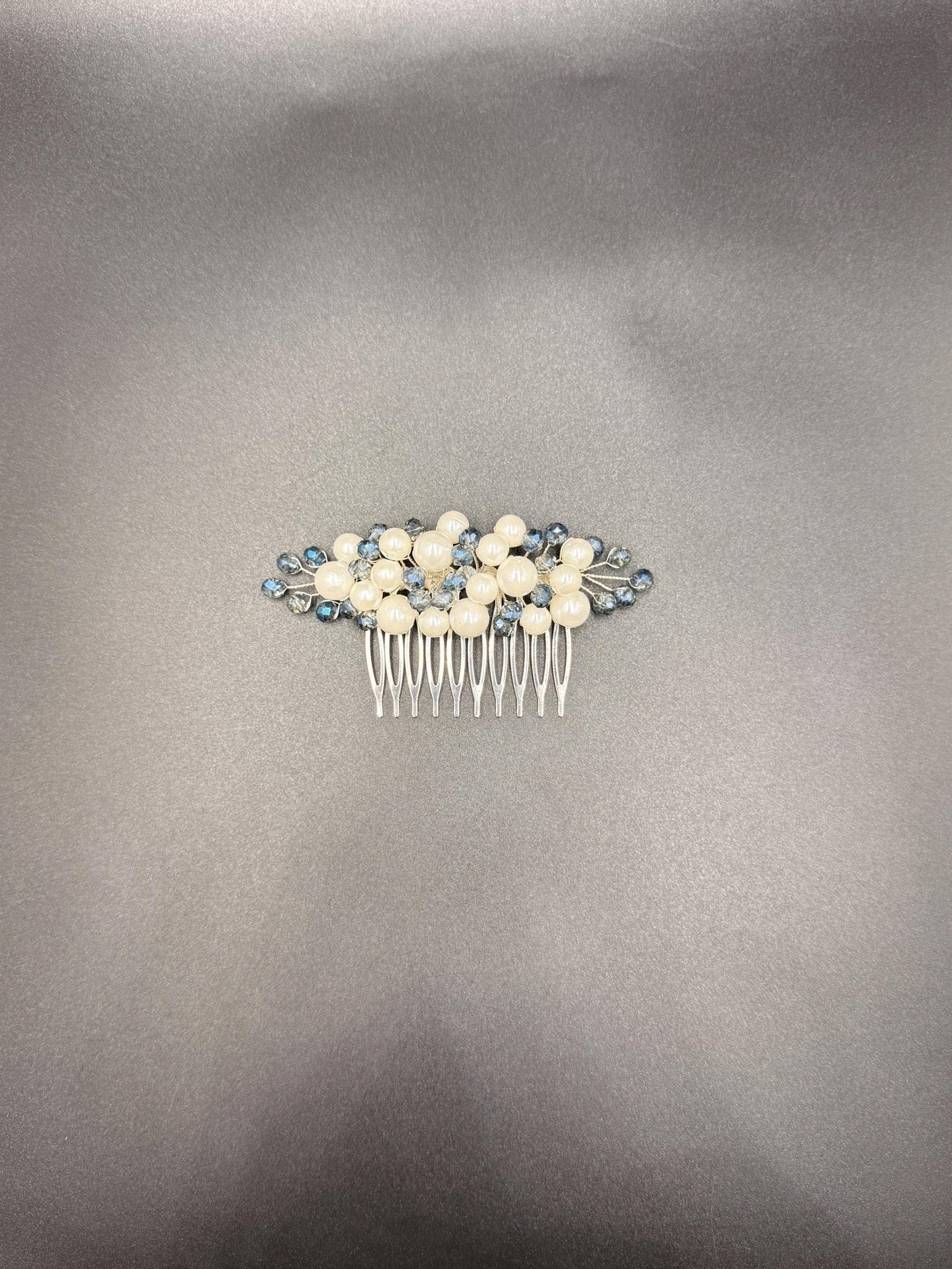 Elfenbein Haarkamm mit Slate Blue Kristallen Silber Braut Accessoire Elegant Vintage Frisur Schmuck - AVYRAA BRIDAL