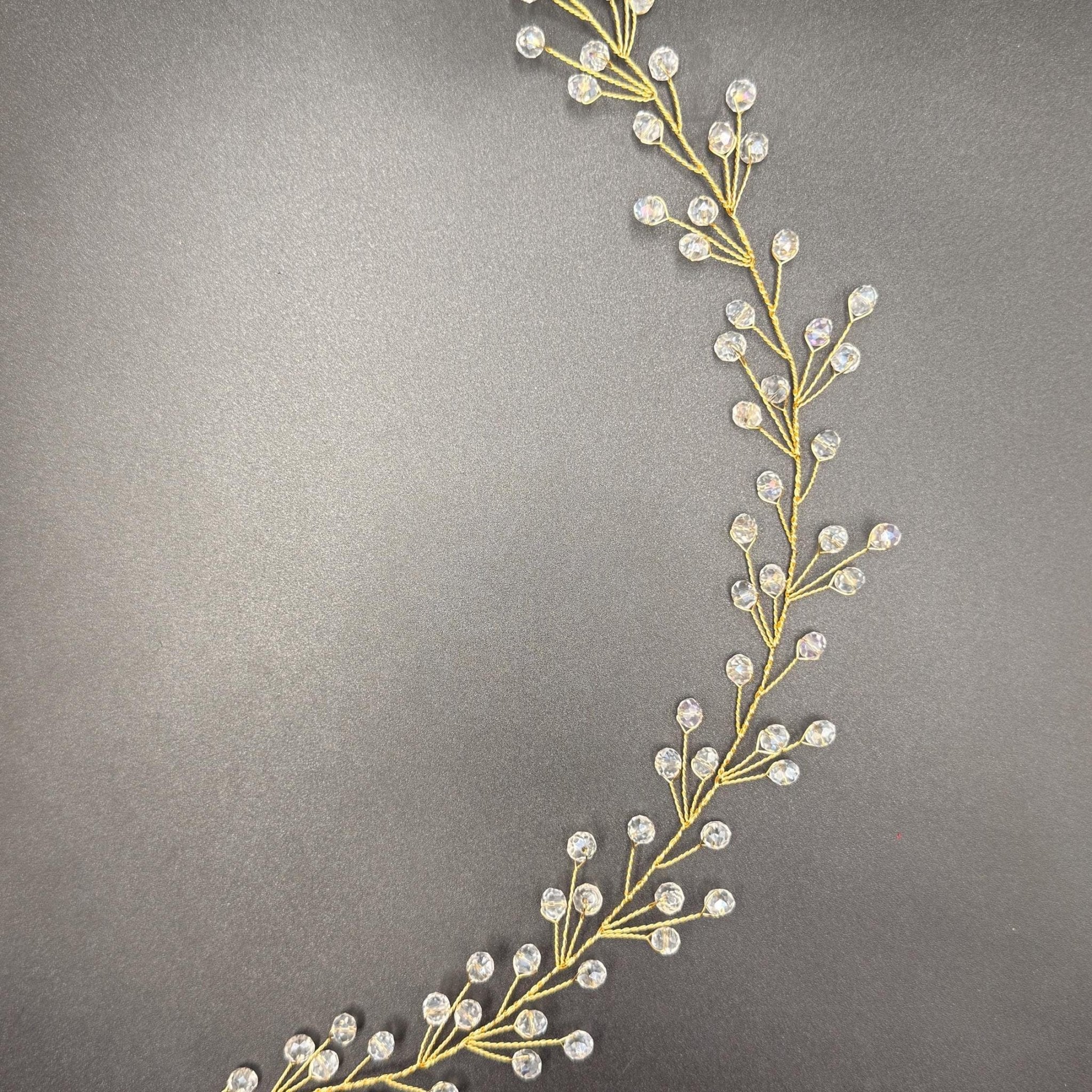 Facettierte Kristall Haarranke in Gold oder Silber - AVYRAA BRIDAL