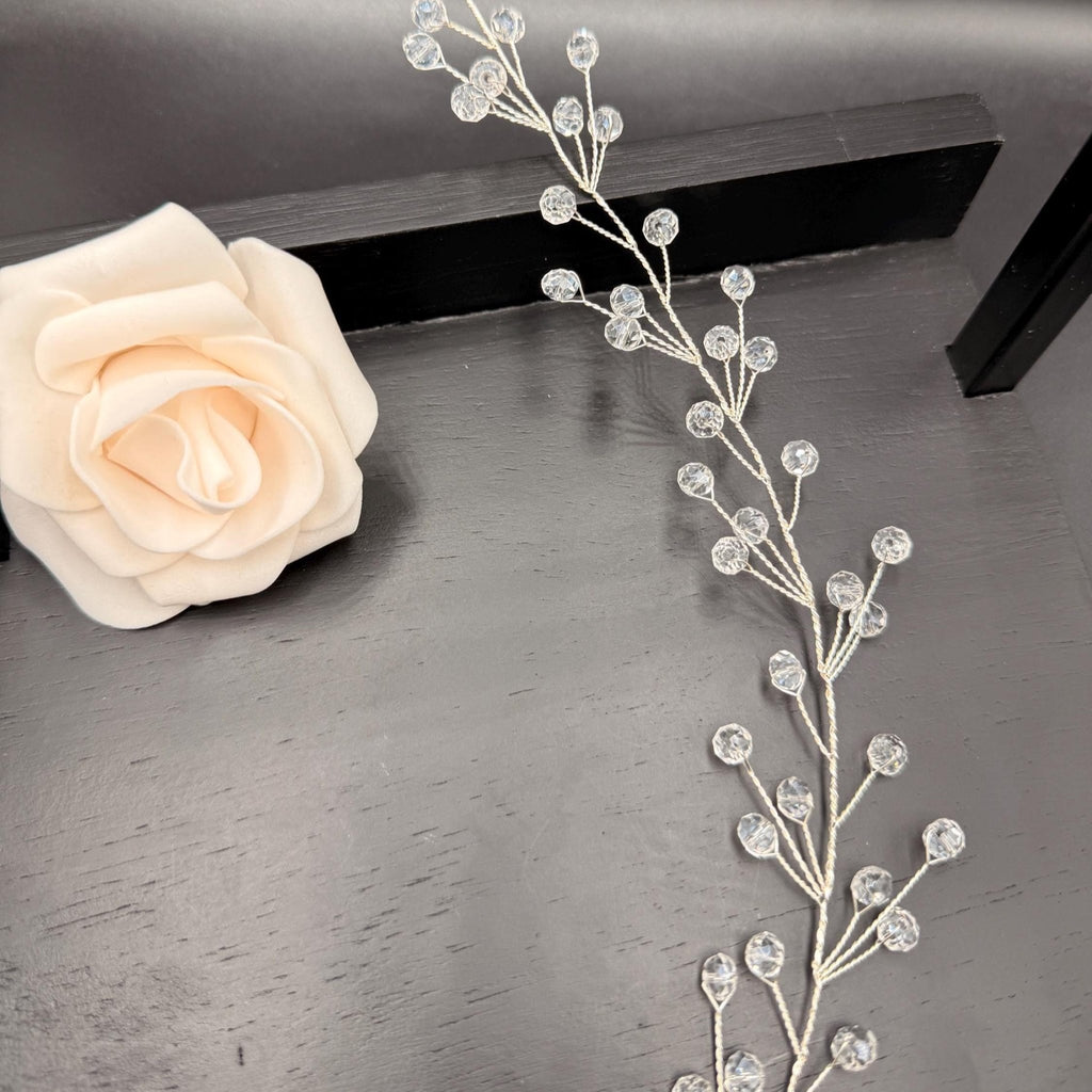 Facettierte Kristall Haarranke in Gold oder Silber - AVYRAA BRIDAL