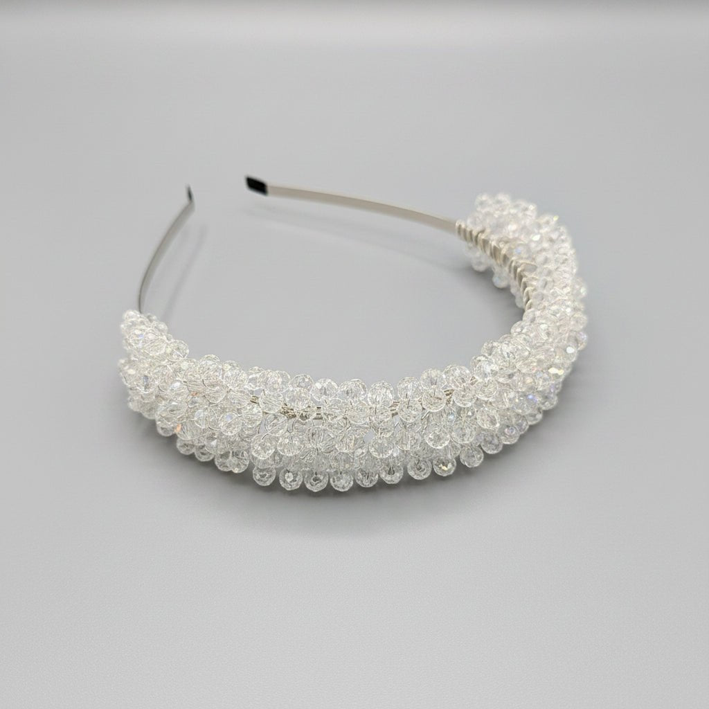 Funkelnde Kristall Braut Tiara in Silberoptik - AVYRAA BRIDAL