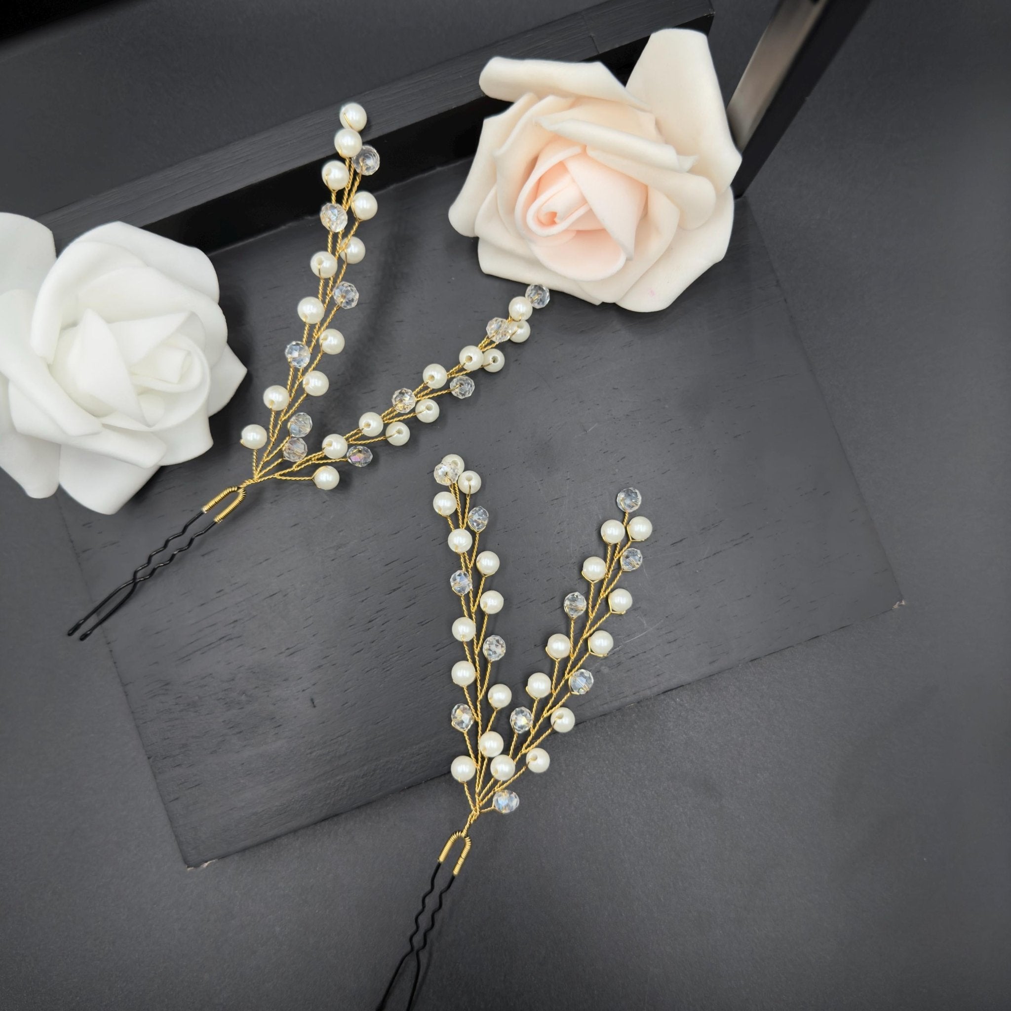 Goldene Perlen Haarnadeln für Brautfrisuren - AVYRAA BRIDAL