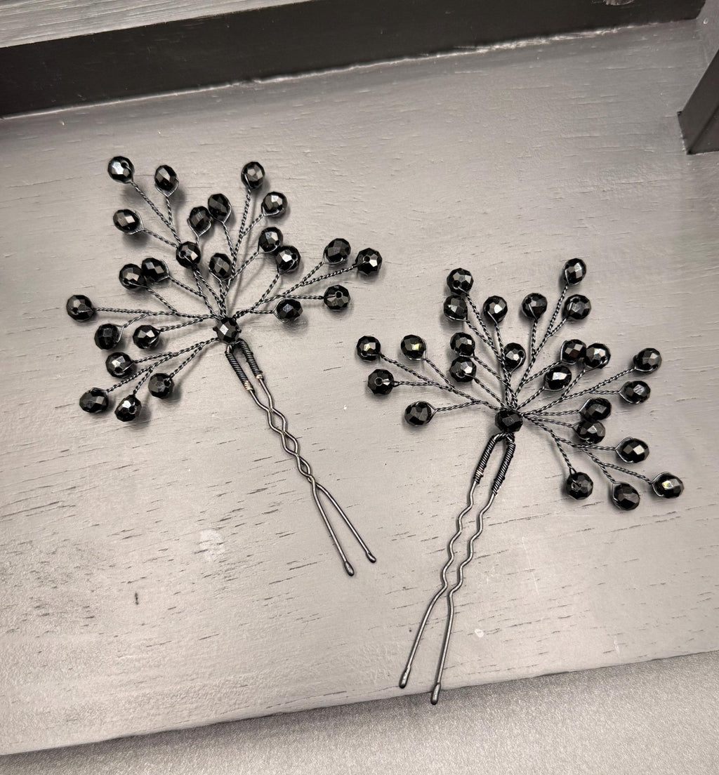 Haarnadeln mit schwarzen Kristallen – Elegante Haarpins aus schwarzem Draht, Handgemacht für Hochsteckfrisuren - AVYRAA BRIDAL