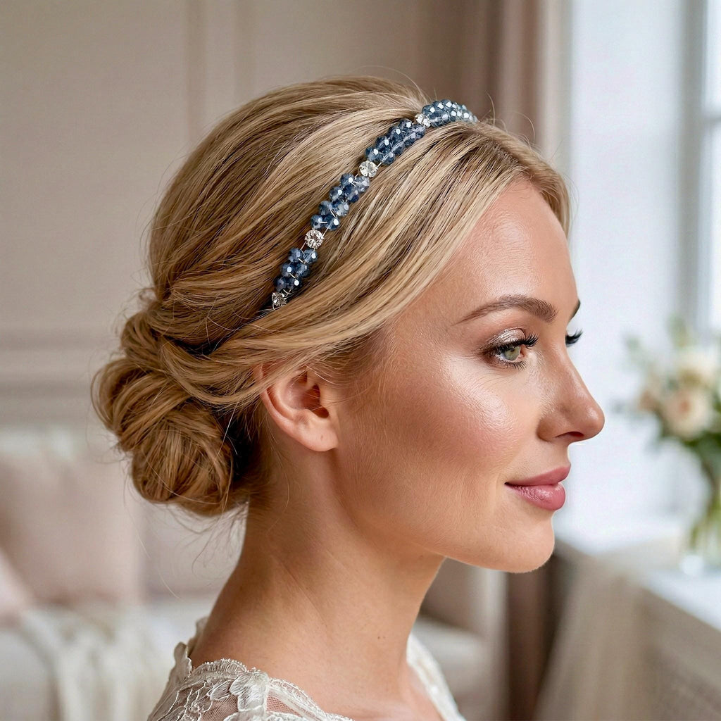 Handgefertigtes blaues Kristall - Kronen - Haarband | Elegante Bridal Tiara mit natürlichen Steinakzenten, Hochzeit Haarreif - AVYRAA BRIDAL