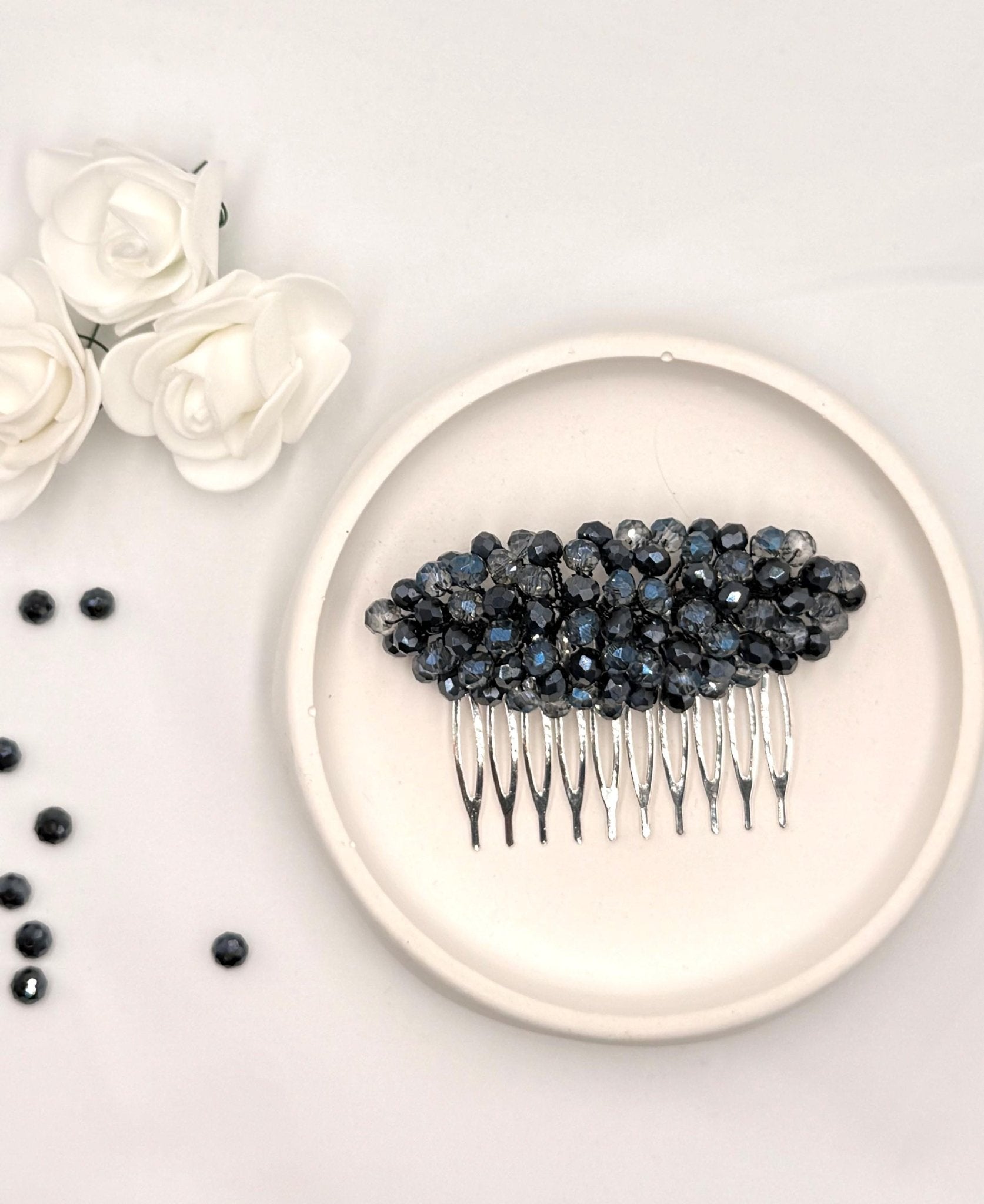 Handgefertigtes blaues Kristall - Kronen - Haarband, eleganter Braut - Haarreif mit Steinakzenten, Hochzeit, Abend, festliche Event - AVYRAA BRIDAL
