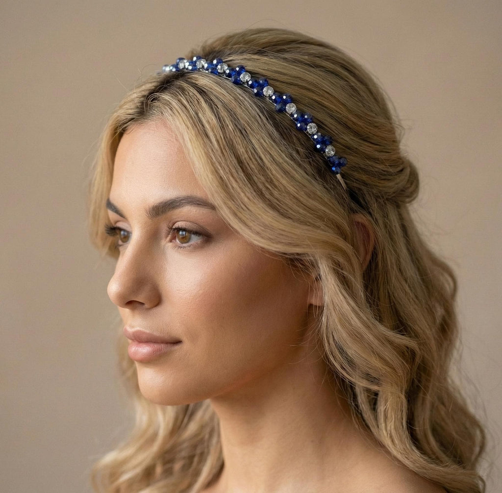 Handgefertigtes Kristall - Haarband in Saphirblau, Edle blaue Kronen - Tiara mit tiefblauen Kristallen,  AVYRAA BRIDAL