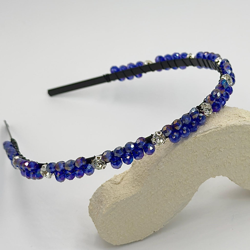Handgefertigtes Kristall - Haarband in Saphirblau, elegante blaue Kronen - Tiara mit tiefblauen Kristallen, Braut - und Abendmode, Hochzeits - AVYRAA BRIDAL