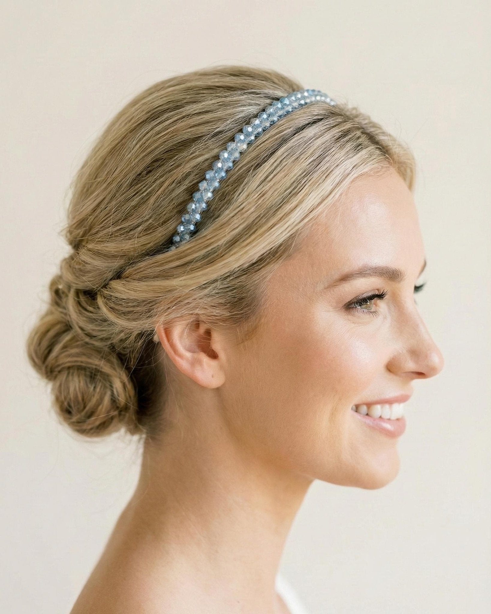 Handgemachter Kristall - Haarreif – Eleganter Haarschmuck für Hochzeit, Party & besondere Anlässe - AVYRAA BRIDAL