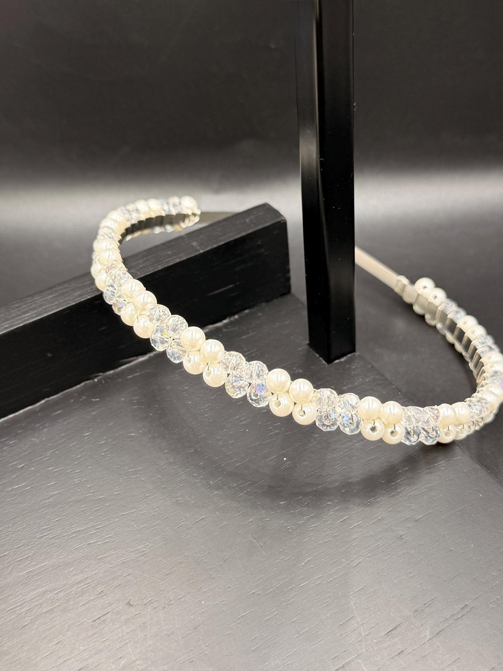 Handgemachter Kristall - Haarreif – Eleganter Haarschmuck für Hochzeit, Party & besondere Anlässe - AVYRAA BRIDAL