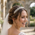 Eleganter Braut Haarreif mit Perlen und Kristallen