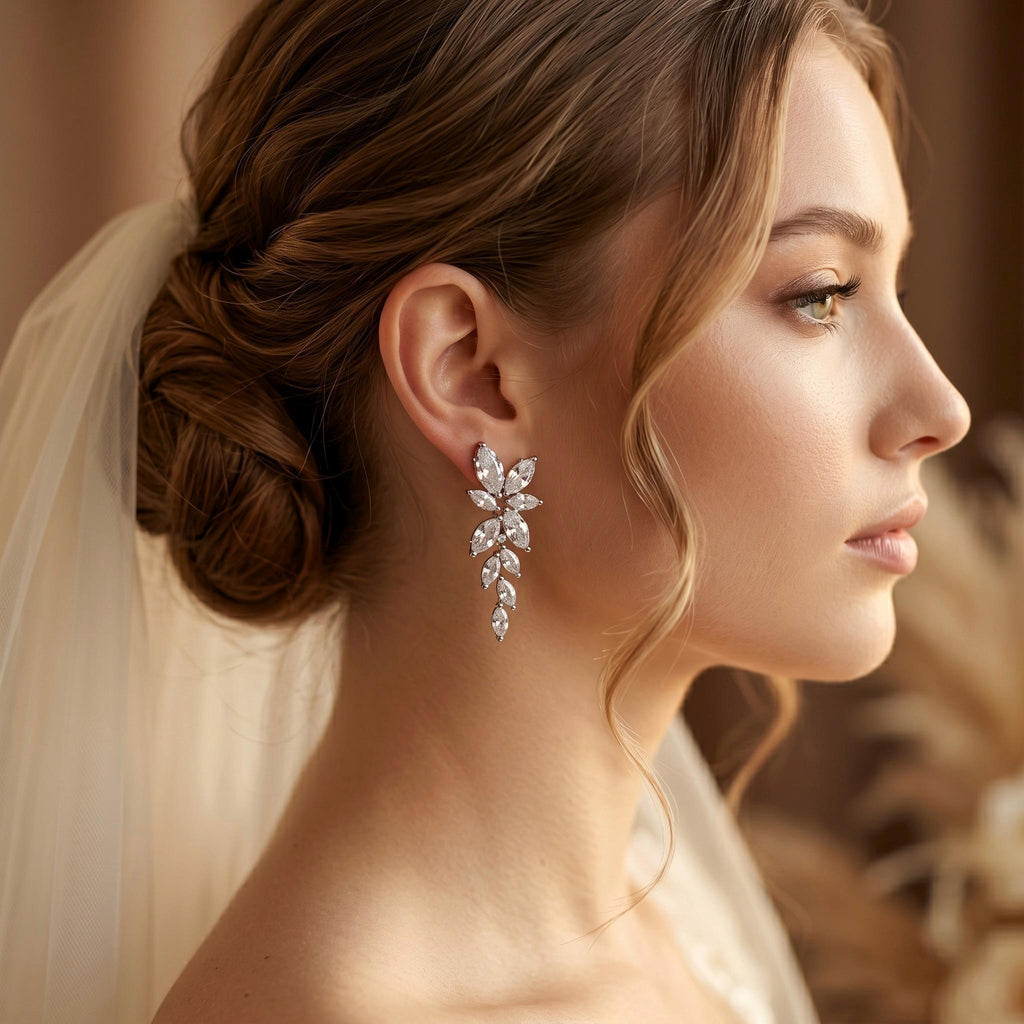 Braut Ohrhänger mit Marquise Kristallen in Blumenform