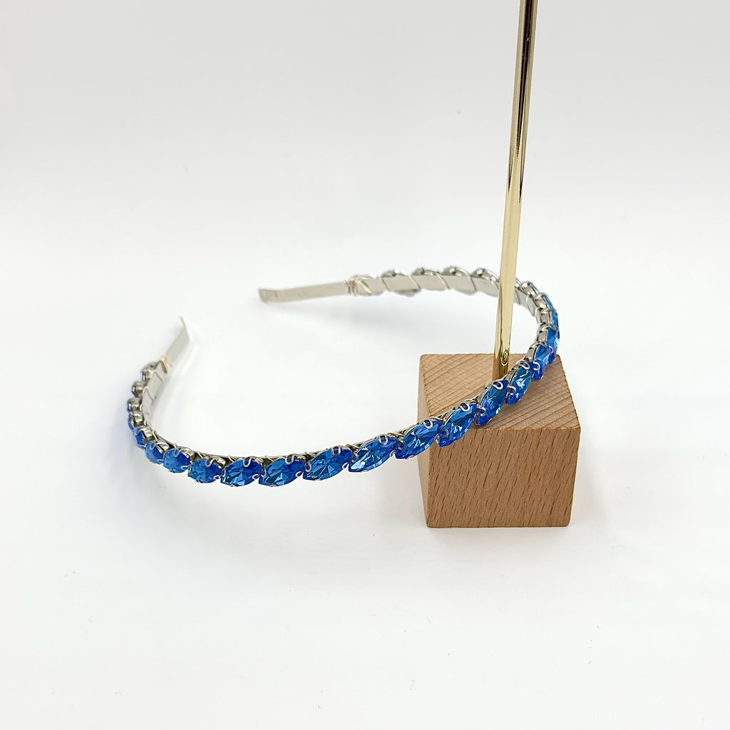 Brauthaarreif mit dunkelblauen Kristallen | Silberfarbener minimalistischer Haarschmuck für Hochzeit & Something Blue