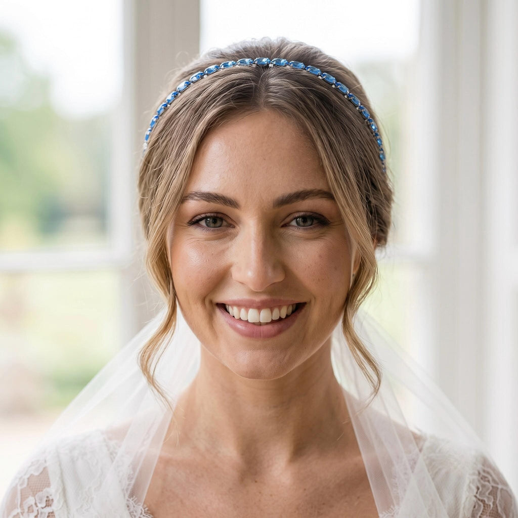 Brauthaarreif mit dunkelblauen Kristallen | Silberfarbener minimalistischer Haarschmuck für Hochzeit & Something Blue