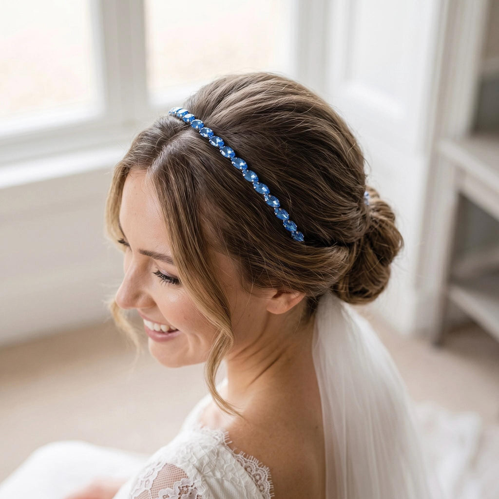 Brauthaarreif mit dunkelblauen Kristallen | Silberfarbener minimalistischer Haarschmuck für Hochzeit & Something Blue