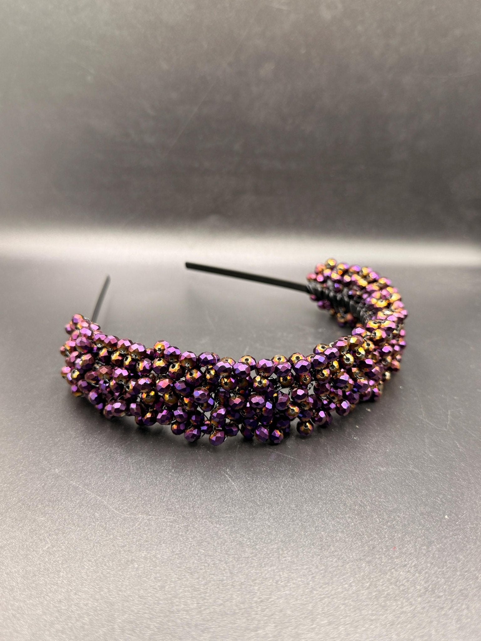 Irisierender Kristall Haarreif in Violett – Luxuriöses Diadem für Hochzeit und Abendmode - AVYRAA BRIDAL