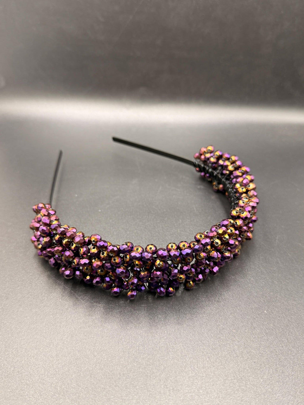 Irisierender Kristall Haarreif in Violett – Luxuriöses Diadem für Hochzeit und Abendmode - AVYRAA BRIDAL