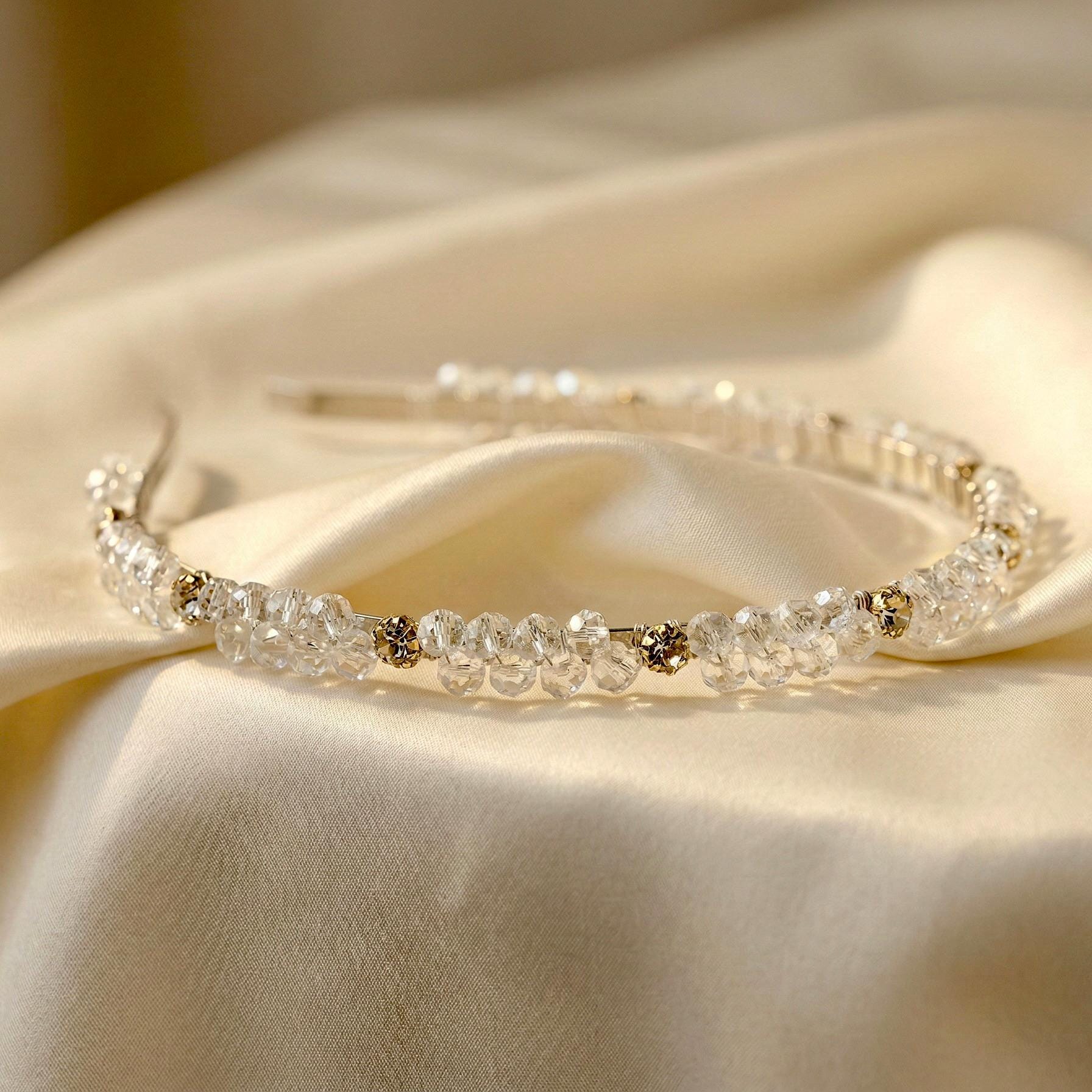 Kristallklarer Haarreif für Brautlook und festliche Anlässe - AVYRAA BRIDAL
