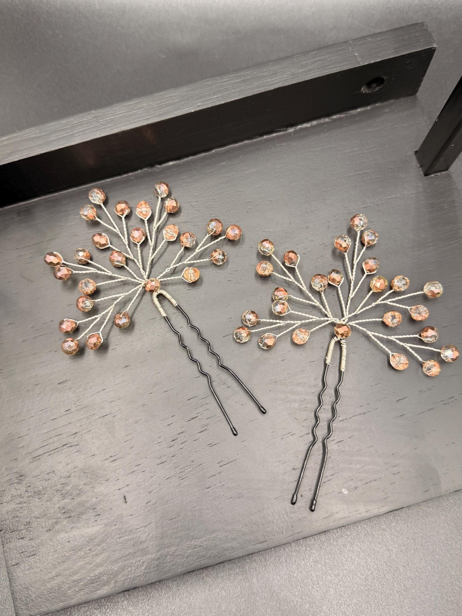 Kupfer - Champagner Kristall Haarnadeln für Brautfrisur, Handgemachter Braut Haarschmuck mit Bicolor Kristallen - AVYRAA BRIDAL