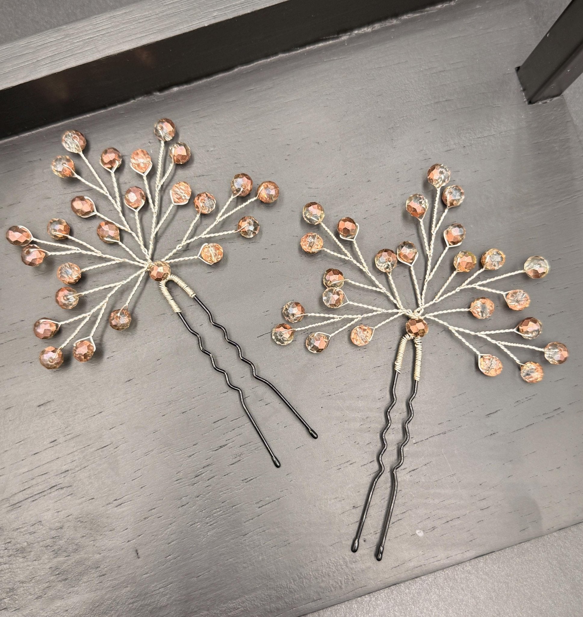 Kupfer - Champagner Kristall Haarnadeln für Brautfrisur, Handgemachter Braut Haarschmuck mit Bicolor Kristallen - AVYRAA BRIDAL
