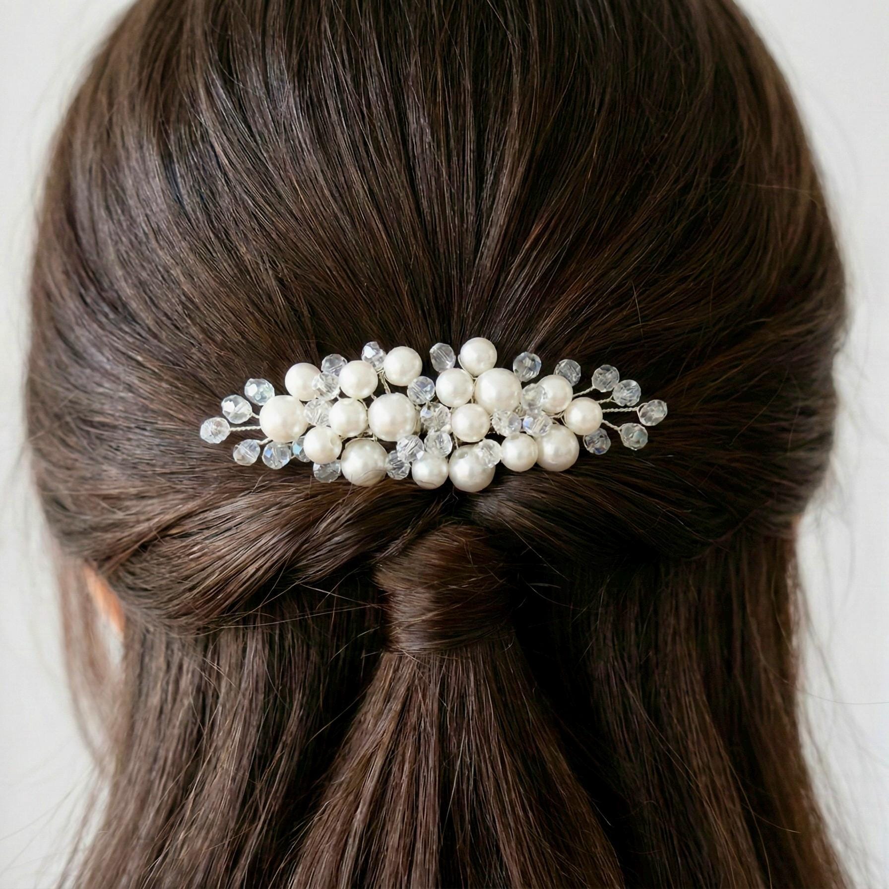 Perlen Braut Haarkamm in Gold oder Silber - AVYRAA BRIDAL