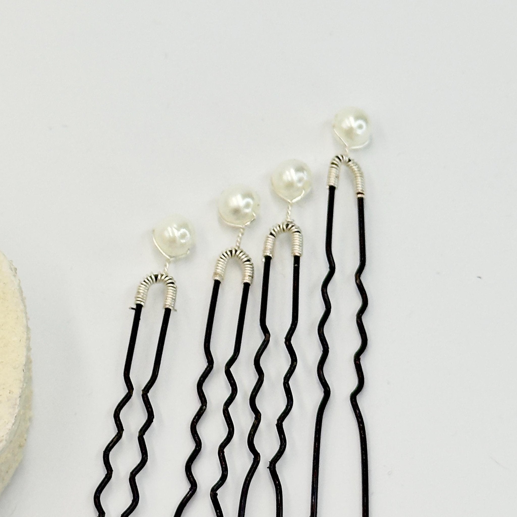 Perlen Haarnadeln Set in Gold oder Silber - AVYRAA BRIDAL