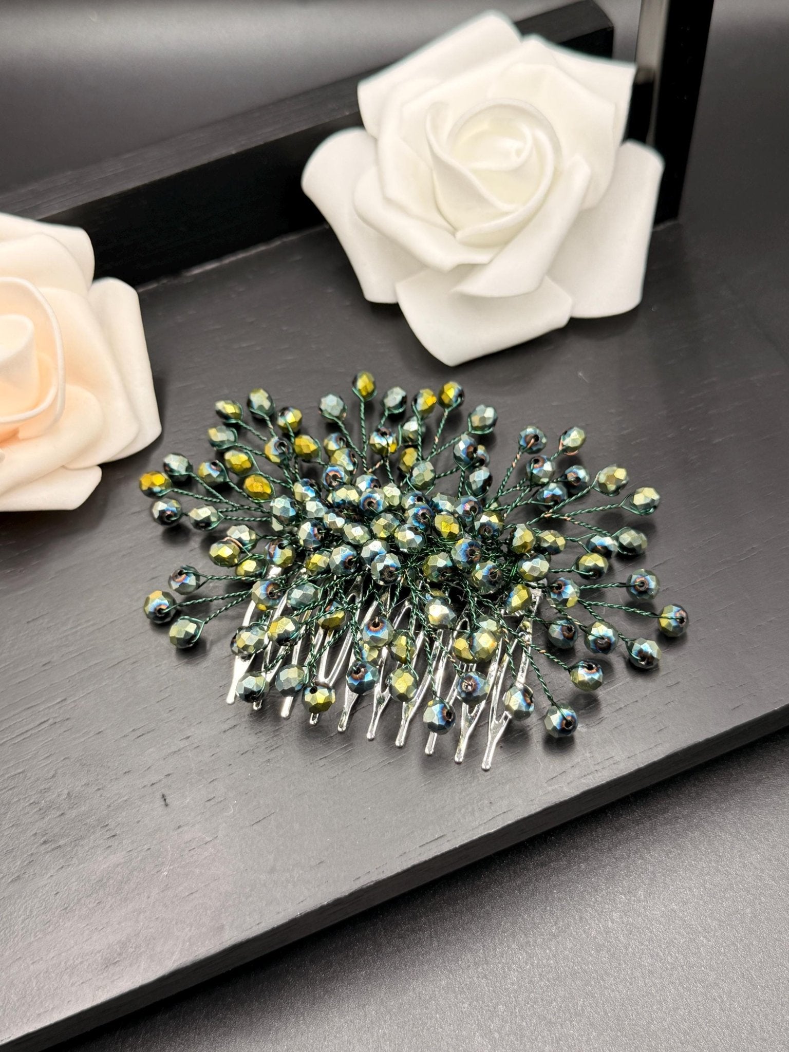 Romantischer Braut Haarkamm aus Kristall mit feiner Verarbeitung - AVYRAA BRIDAL