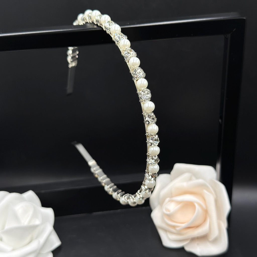 Romantischer Perlen Haarreif mit Kristallsteinen für Hochzeit - AVYRAA BRIDAL
