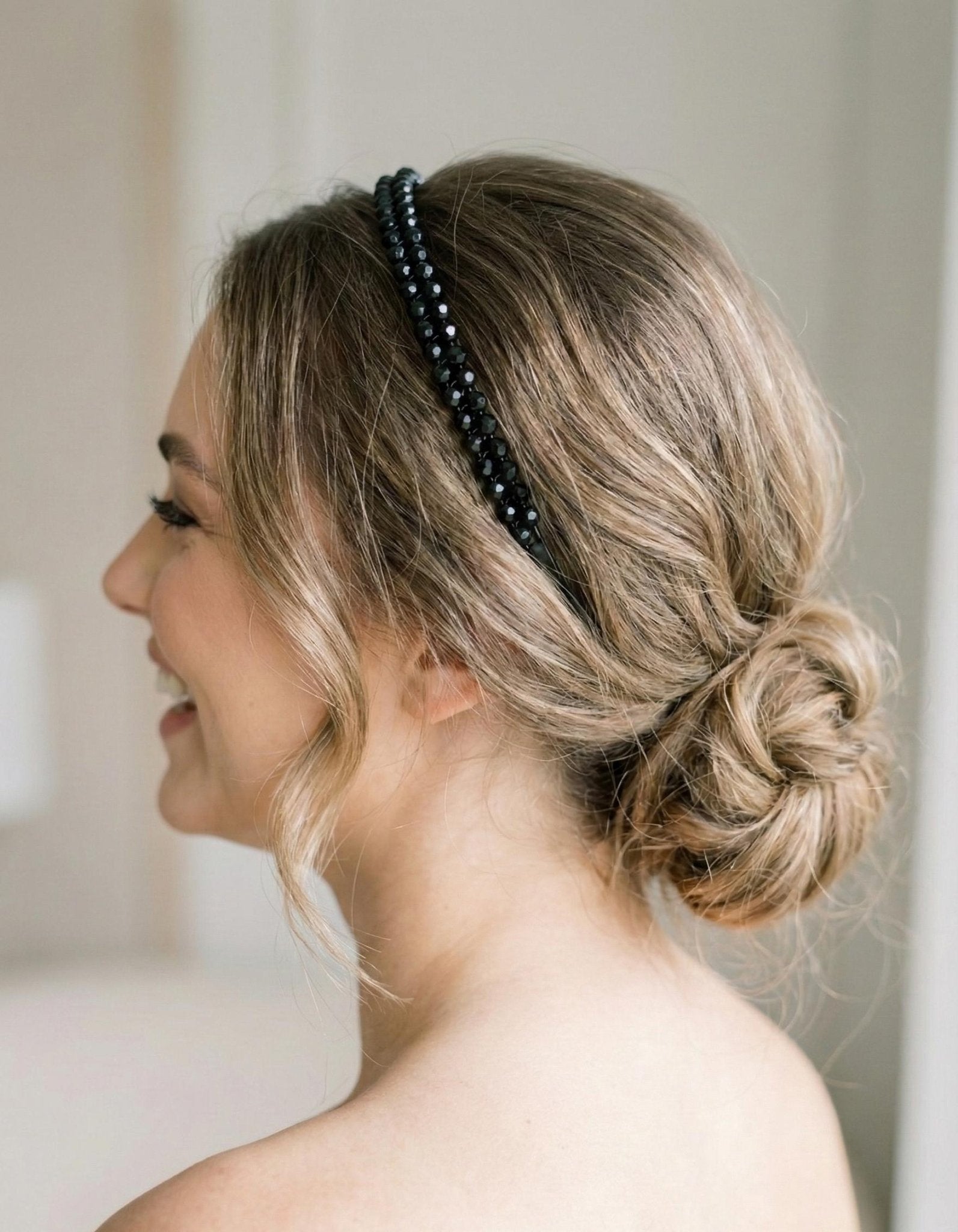 Smaragdgrüner Kristall - Haarreif – Glänzender Haarschmuck für Braut & besondere Anlässe - AVYRAA BRIDAL